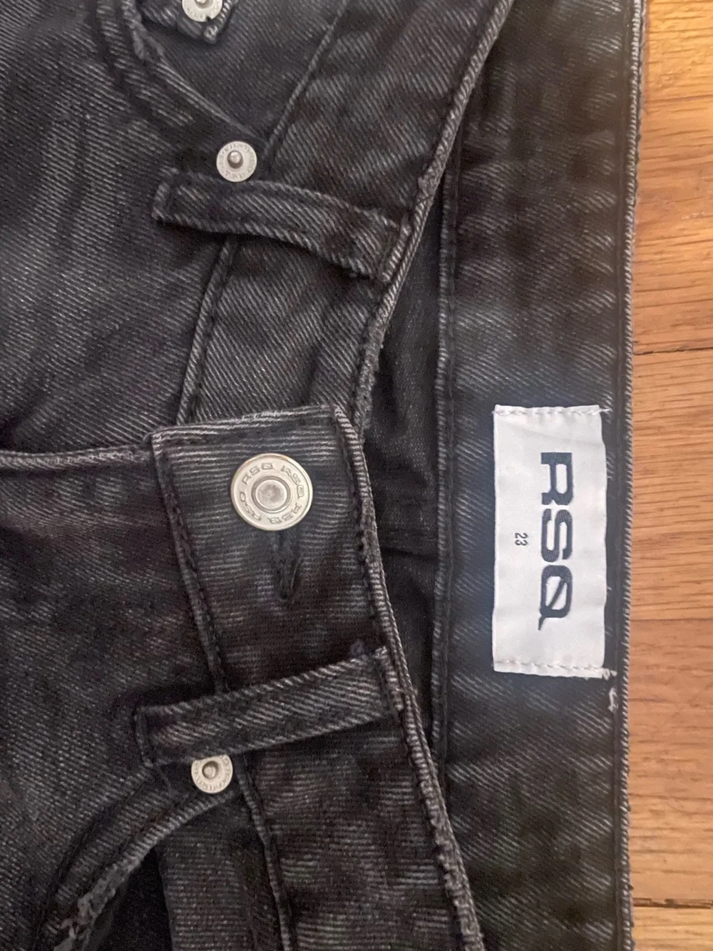 Low Rise- Wide Leg Black Wash Jeans - Picture 3 of 4
